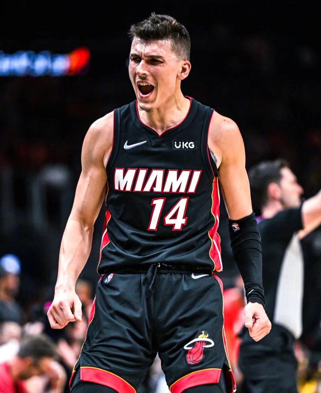 德国男篮险胜热火B队,麦科勒姆高光表现 德国男篮险胜热火B队,麦科勒姆高光表现