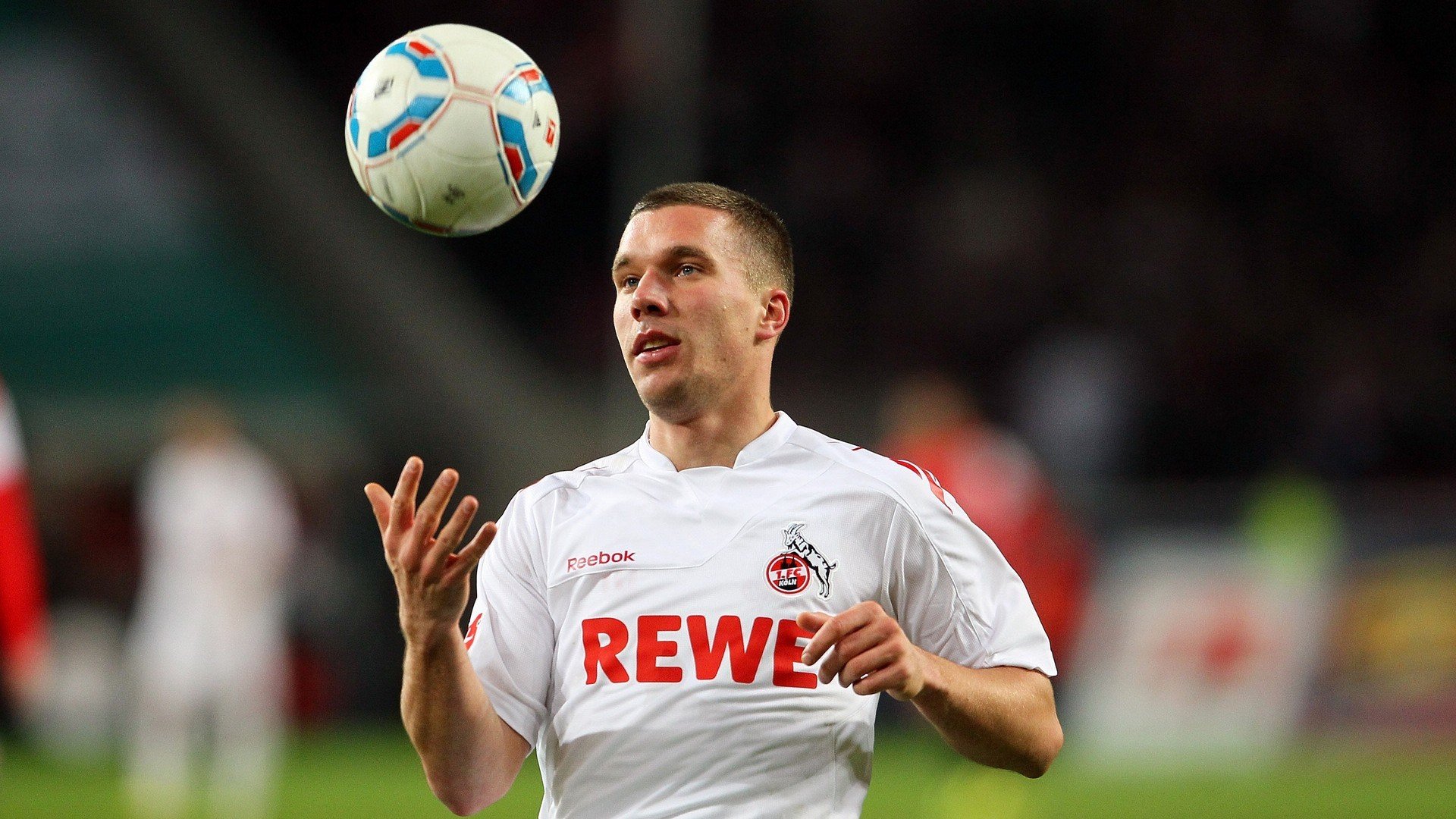 克莱末节三分雨逆天改命，魔术主场力克广州队，一战点燃沉寂赛场