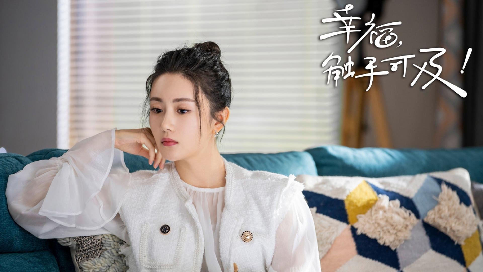 皇家社会对阵阿森纳，看台上那个点燃赛场的意外主角迪巴拉