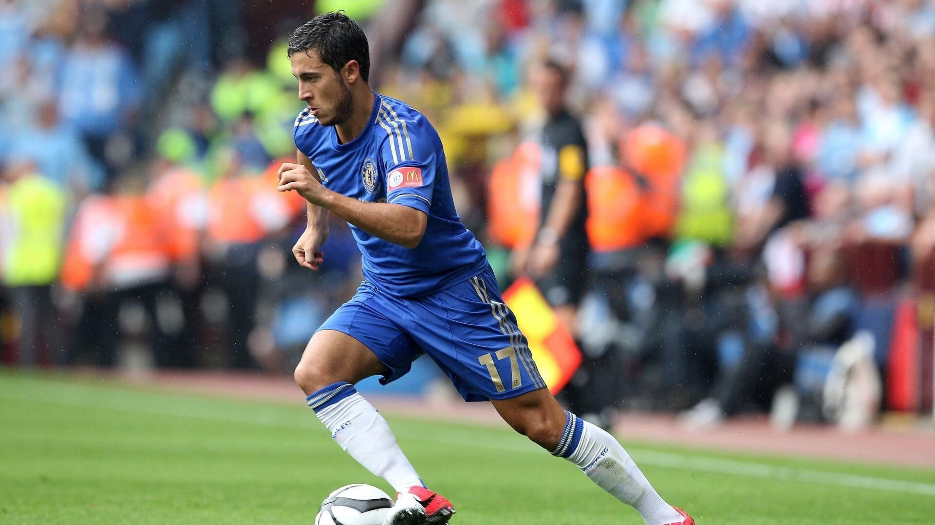 里昂的铜墙铁壁，梅西的灵光一闪，论个体光辉如何定义一场集体完胜