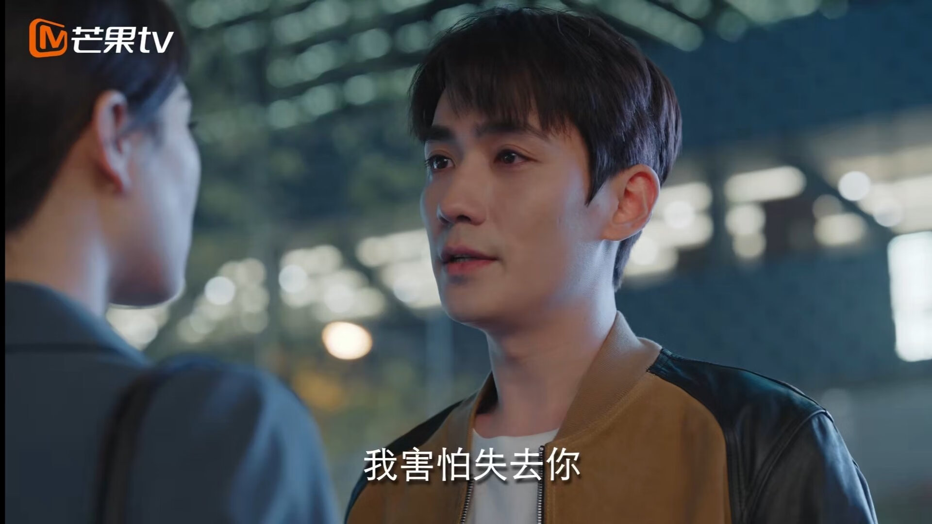 巴黎之巅，F1街道赛焦点战，南非车手巅峰对决胜出